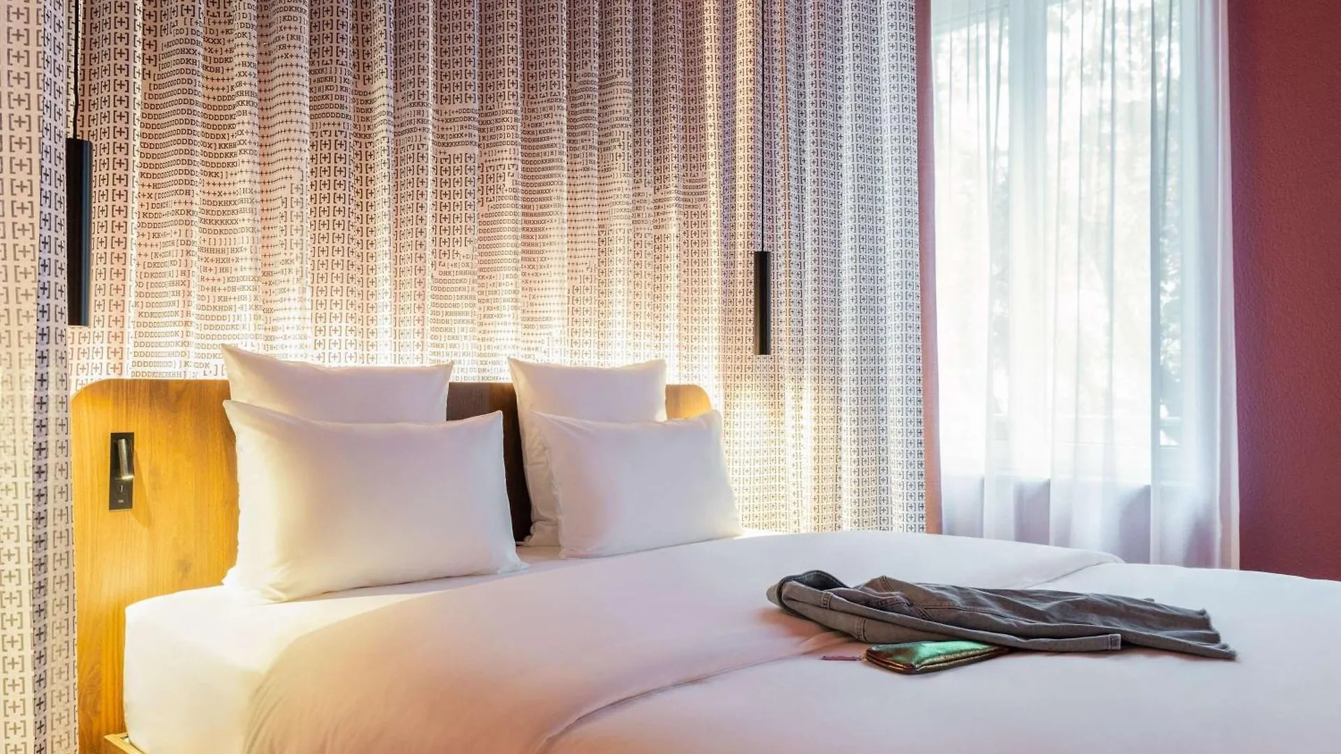 Tribe Duesseldorf Hotel