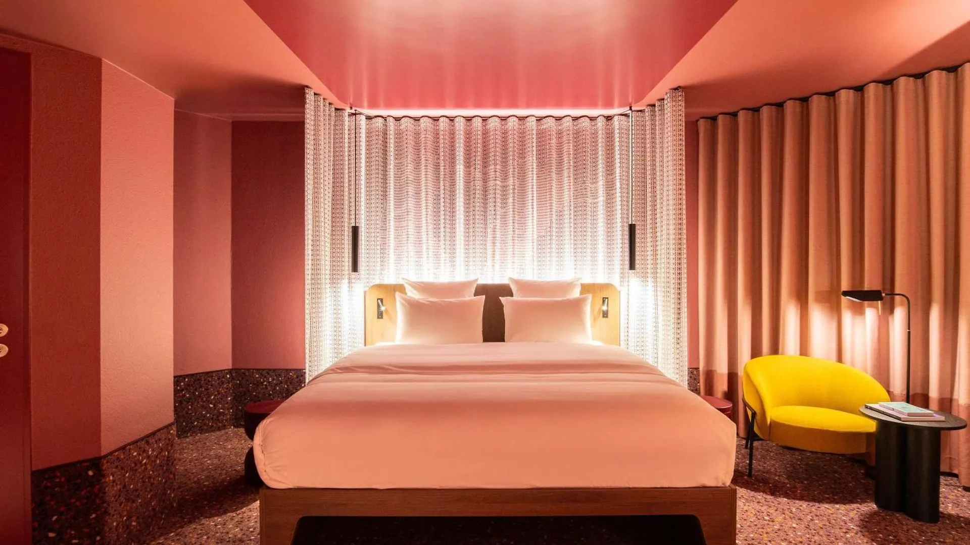 Tribe Duesseldorf Hotel