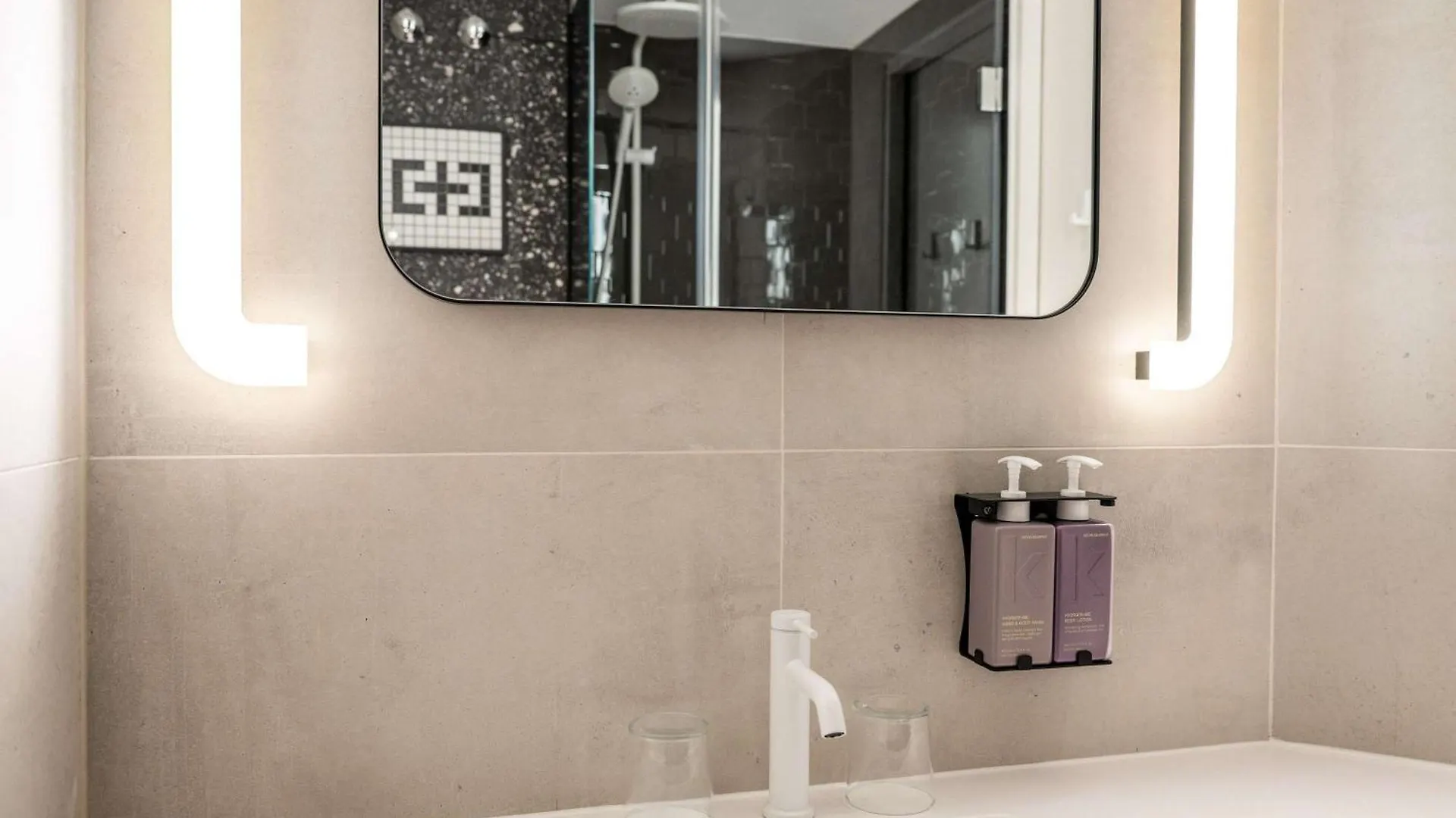 IntercityHotel Düsseldorf 4*,